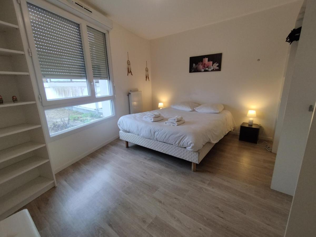 SAINT DENIS appartement 2 chambres avec terrasse Extérieur photo